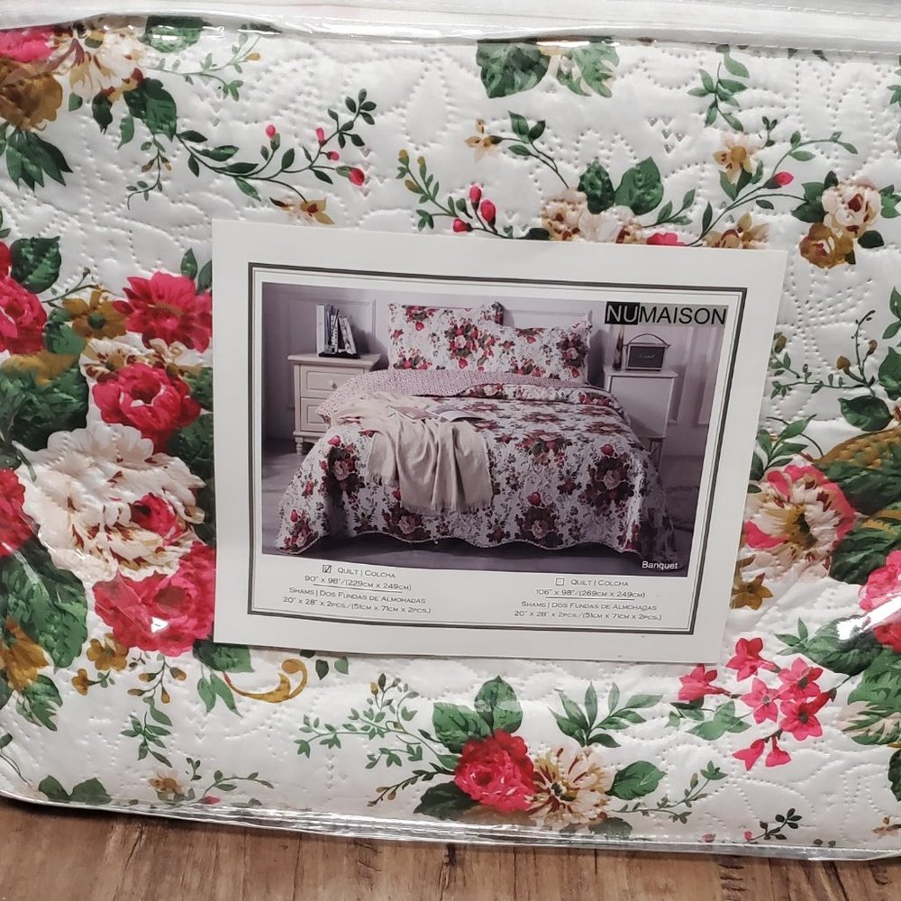 3pc Printed Reversible Quilt Coverlet Set